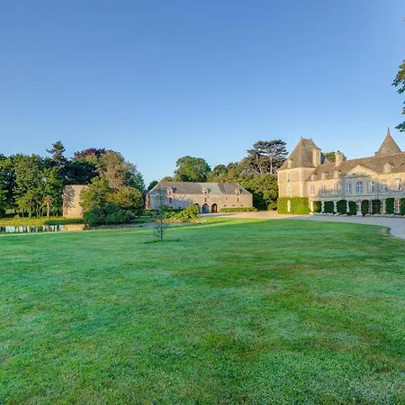 Tocqueville-les-murs Chateau Sleeps 10 Wifi *